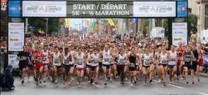 the-start-of-the-5km-run-of-the-2014-canada-army-run-held-in-e1411321973136